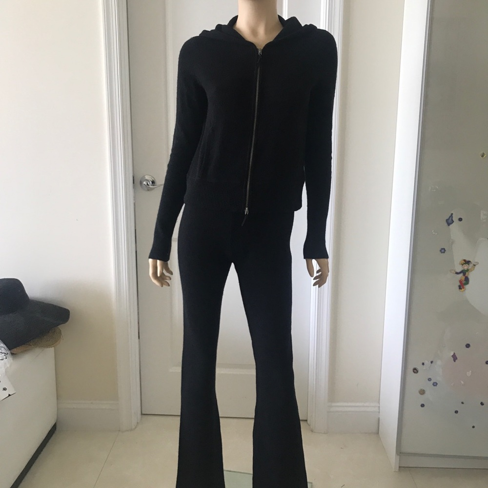NWT Track suit 100% cashmere black size S